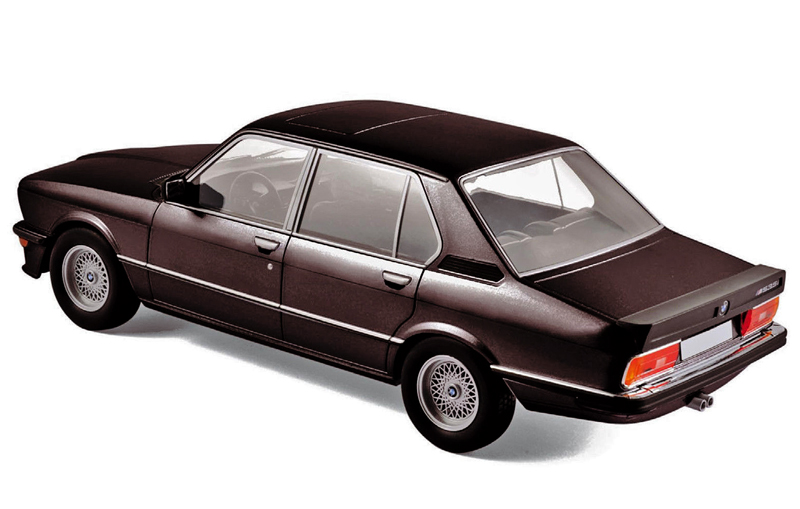 BMW E12 Limousine M535i 1980 schwarz 1:18