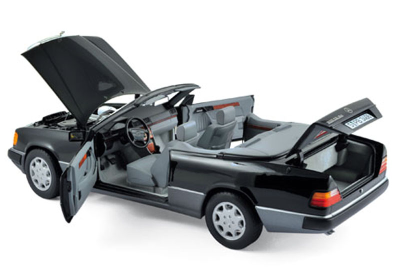 Mercedes Benz W124 Cabrio 300 CE-24 1990 schwarz 1:18