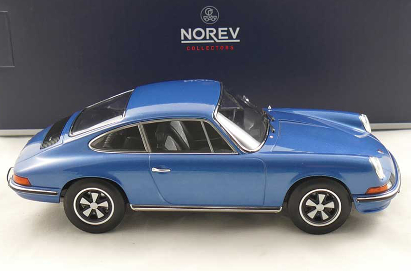 Porsche 911 S Coupe 1973 blau metallik 1:18
