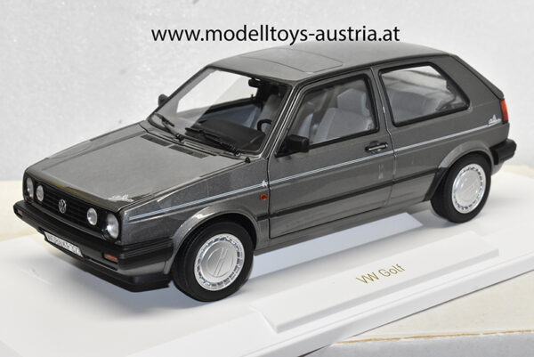 VW Golf II Golf 2 Limousine CHAMPION 1989 grau metallik 1:18