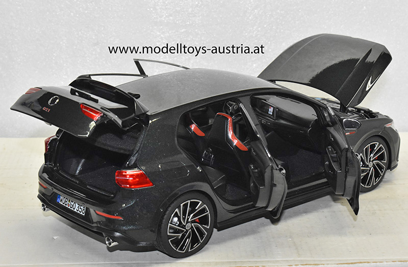 VW Golf VIII Golf 8 Limousine GTI 2021 schwarz metallik 1:18