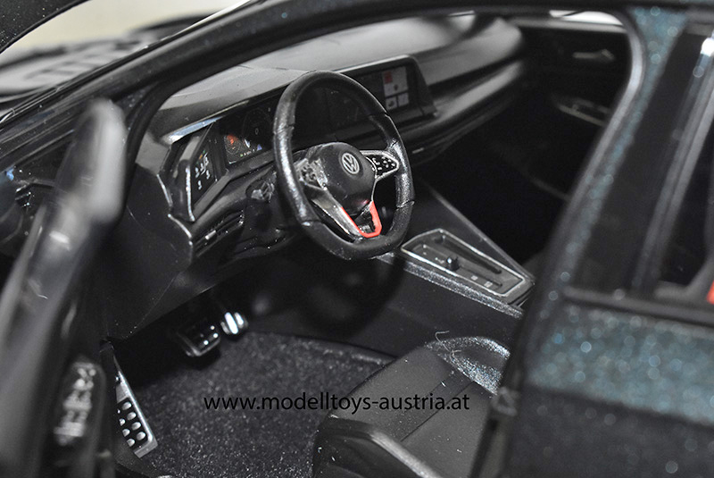 VW Golf VIII Golf 8 Limousine GTI 2021 schwarz metallik 1:18