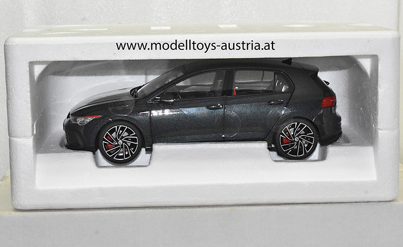 VW Golf VIII Golf 8 Limousine GTI 2021 schwarz metallik 1:18