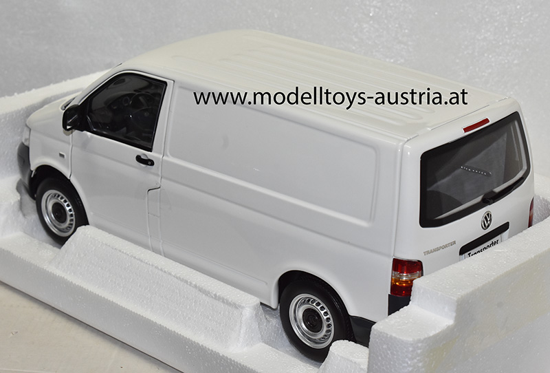 VW T5 Transporter 2003 weiss 1:18