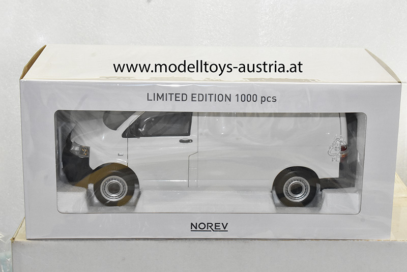 VW T5 Transporter 2003 weiss 1:18