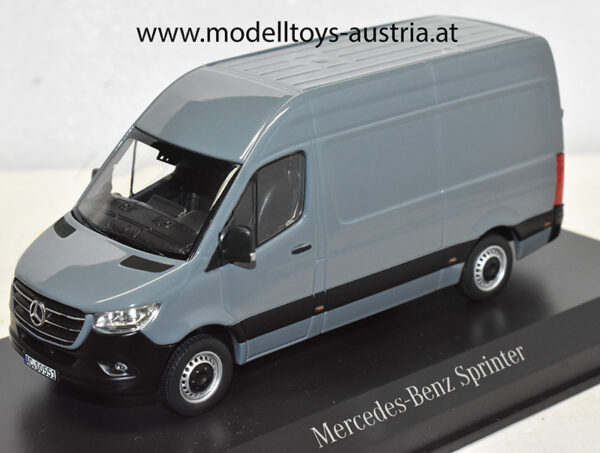 Mercedes Benz Sprinter Transporter 2018 grau 1:43