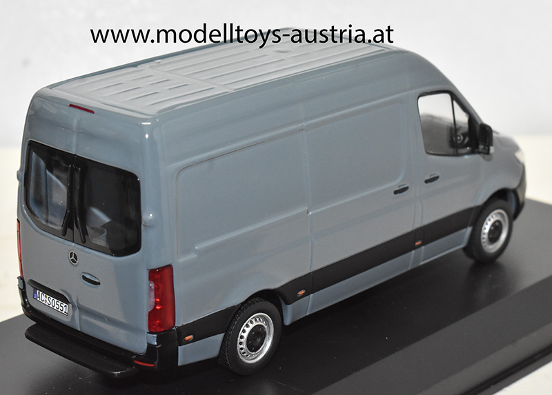Mercedes Benz Sprinter Transporter 2018 grau 1:43