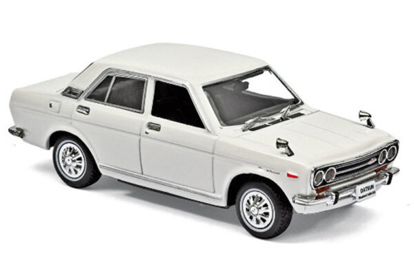 Nissan Bluebird 1600 SSS Limousine 1969 weiss 1:43