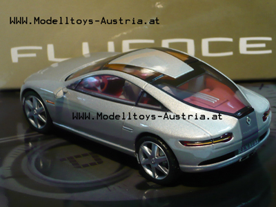 Renault Fluence CONCEPT CAR Autosalon Paris 2004 silber 1:43
