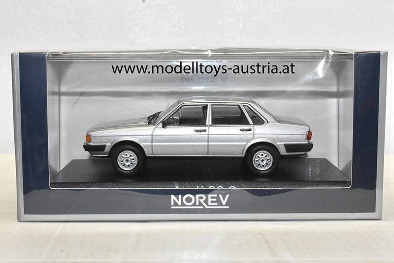 Audi 80 S Limousine 1979 silber 1:43