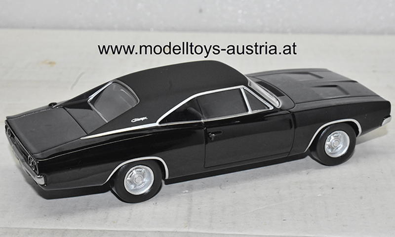 Dodge Charger 1968 schwarz 1:43