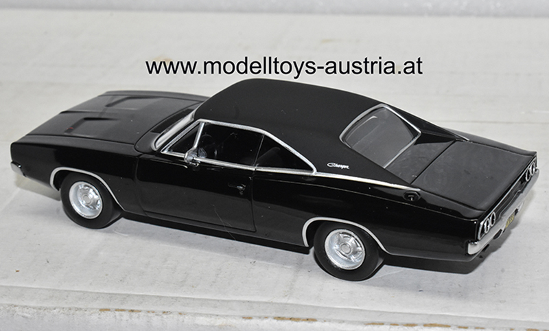 Dodge Charger 1968 schwarz 1:43