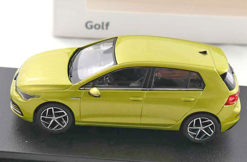 VW Golf VIII Golf 8 Limousine 2020 lemon yellow 1:43