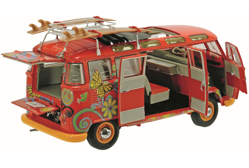 VW T1 Samba Bus Hippie mit Surfbretter 1:18