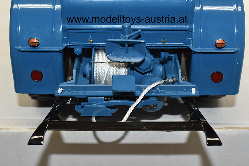 Lanz Bulldog EILBULLDOG Traktor 1937 blau 1:18