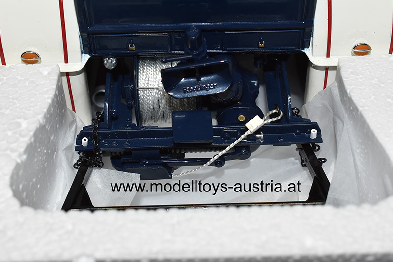Lanz Bulldog EILBULLDOG Traktor 1937 weiss / blau 1:18