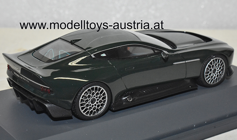 Aston Martin Victor V8 Coupe 2020 dunkelgrün 1:43
