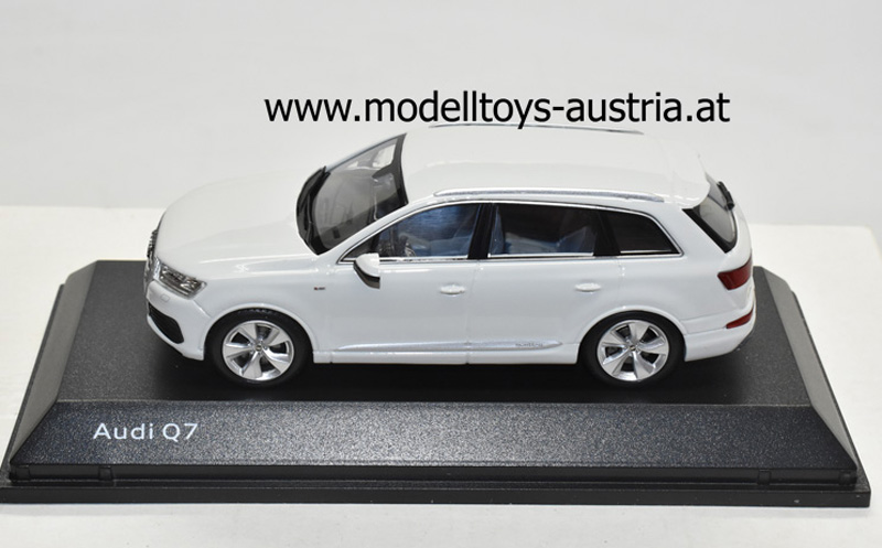 Audi Q7 4M Quattro SUV 2015 weiss 1:43