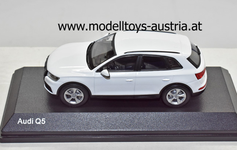 Audi Q5 FY Quattro SUV 2016 weiss 1:43