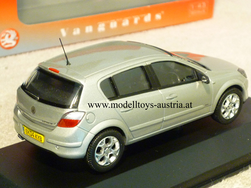 Vauxhall Astra 5 Limousine 4-türig 2004 silber 1:43 Opel Astra H