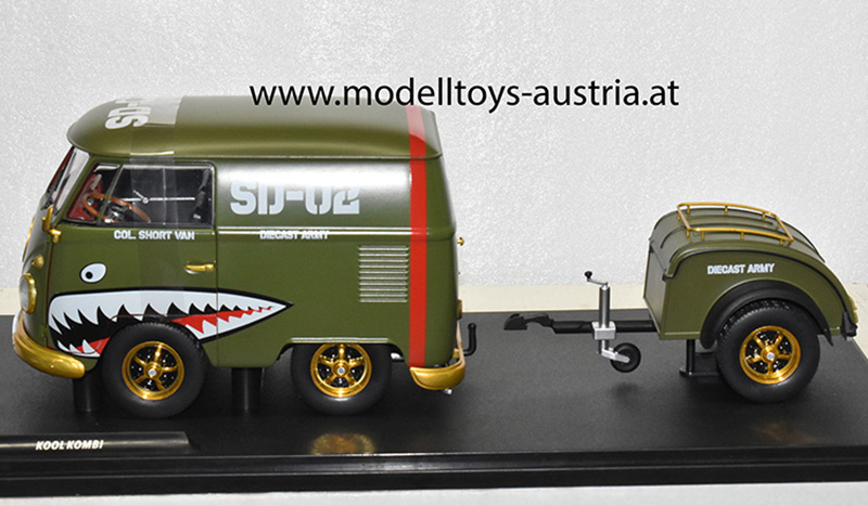 VW T1 Transporter Kool Kombi Army Fighter 2023 grün 1:18
