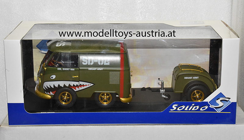 VW T1 Transporter Kool Kombi Army Fighter 2023 grün 1:18