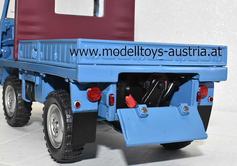 Steyr Puch Haflinger 700 AP offen Pritsche blau 1:18 Schuco