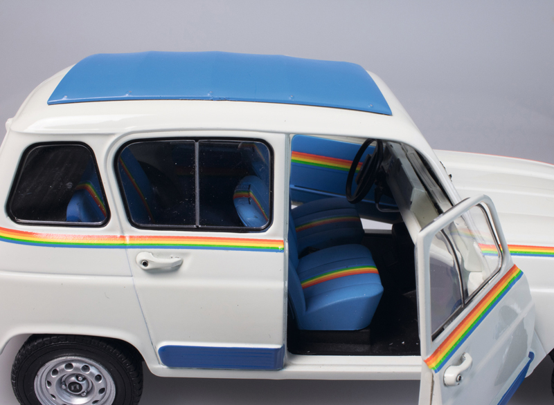 Renault 4 R4L 1981 JOGGING weiss 1:18