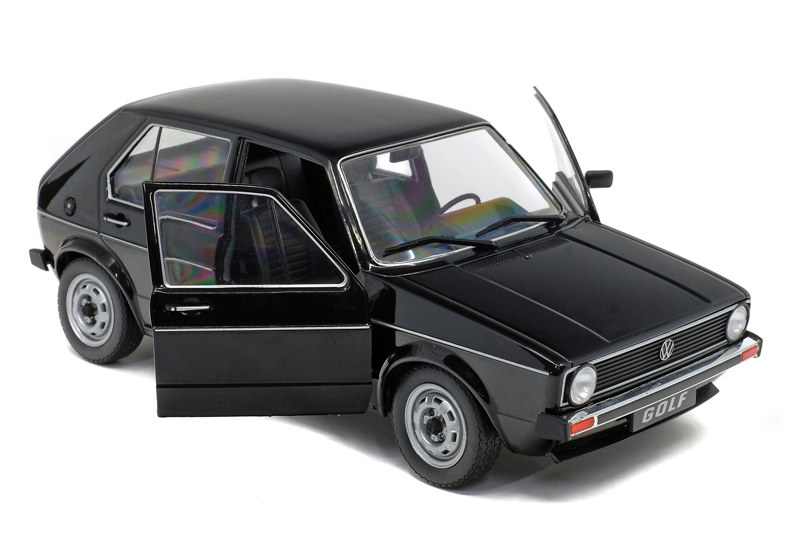 VW Golf I Golf 1 Limousine 4-türig CL 1974 schwarz 1:18