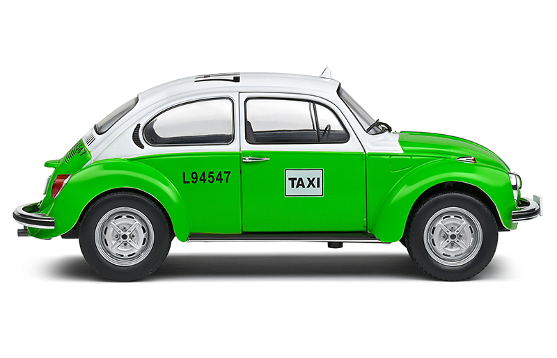 VW Käfer 1303 1974 TAXI Mexiko grün / weiss 1:18