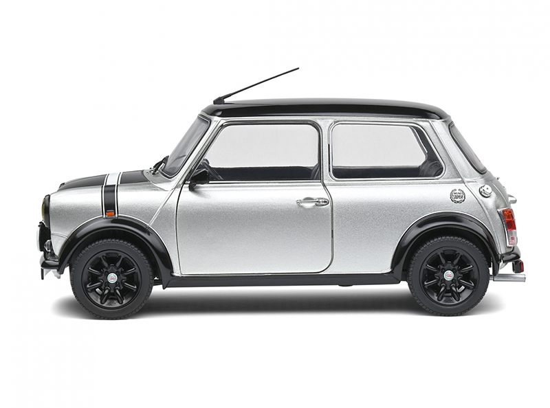 Mini Cooper Sport silber 1:18