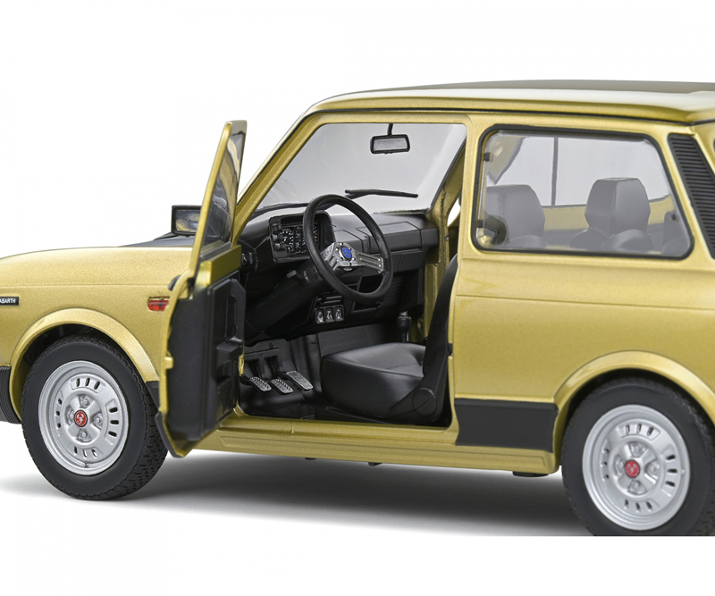 Autobianchi A112 Abarth 1979 goldbeige / schwarz 1:18