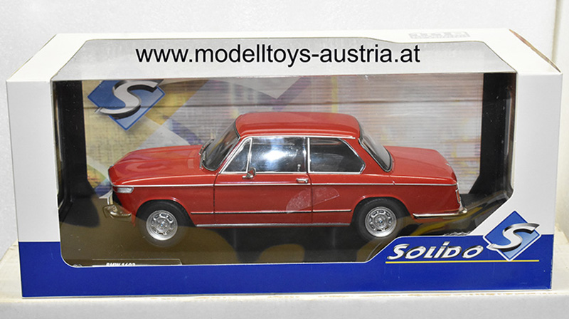 BMW E10 1602 2002 Limousine 1971 rot 1:18
