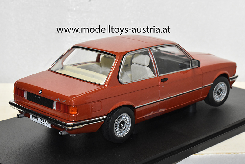 BMW E21 Limousine 323i 1980 braun metallik 1:18