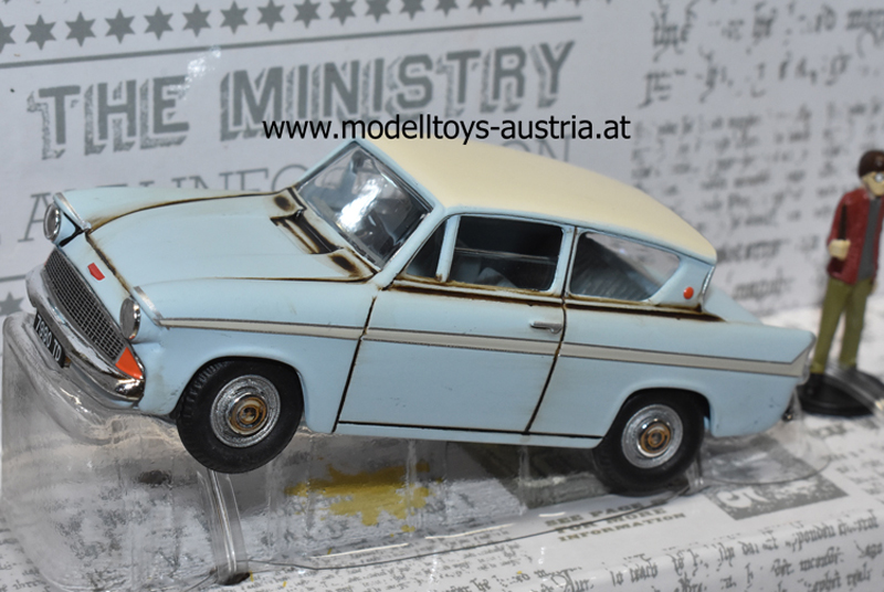 Ford Anglia Flying Harry POTTER blau / weiss mit Harry und Ron Figuren 1:43