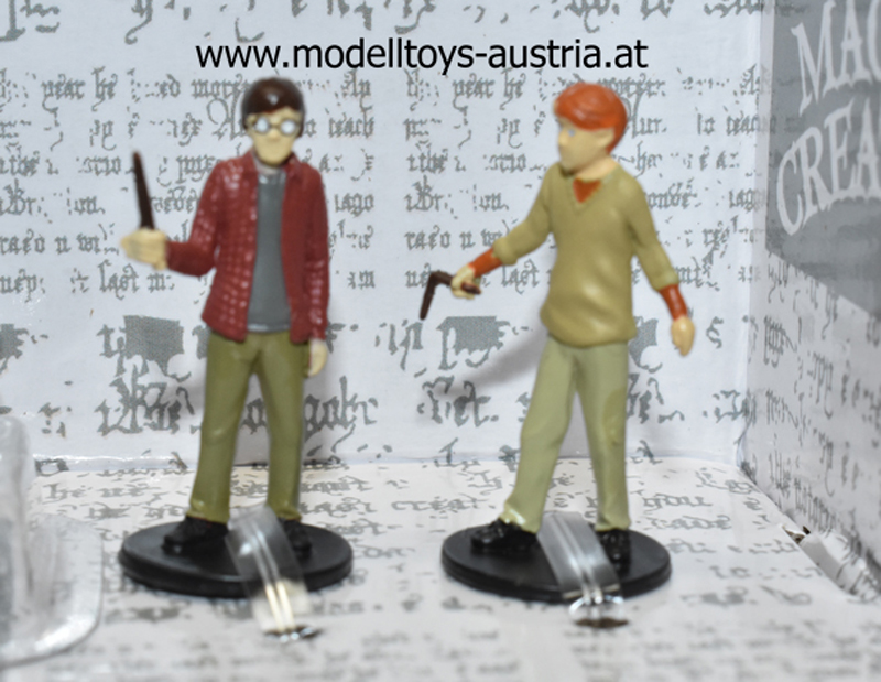 Ford Anglia Flying Harry POTTER blau / weiss mit Harry und Ron Figuren 1:43