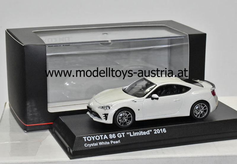 Toyota GT86 86 Coupe 2016 LIMITED weiss metallik 1:43