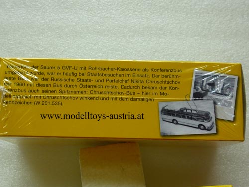 Saurer 5 GVF-U Konfernezbus Österreichische Post mit Figur CHRUSCHTSCHOV 1:87 HO