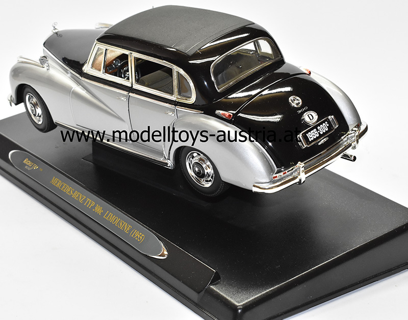 Mercedes Benz 300C Limousine 1955 silber / schwarz 1:18 Ricko