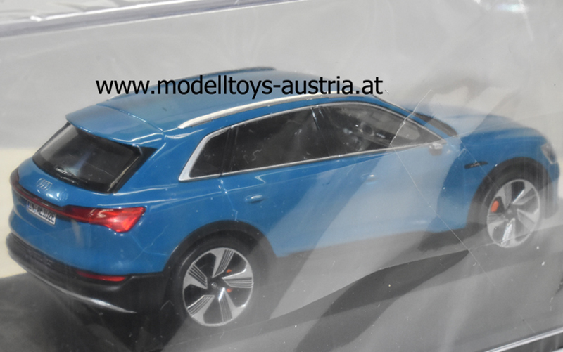 Audi E Tron 2019 antigua blau 1:43 Elektro Mobilität