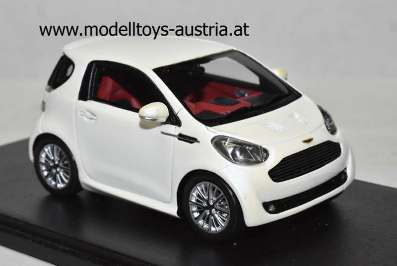 Aston Martin Cygnet 2011 Perl weiss metallik 1:43