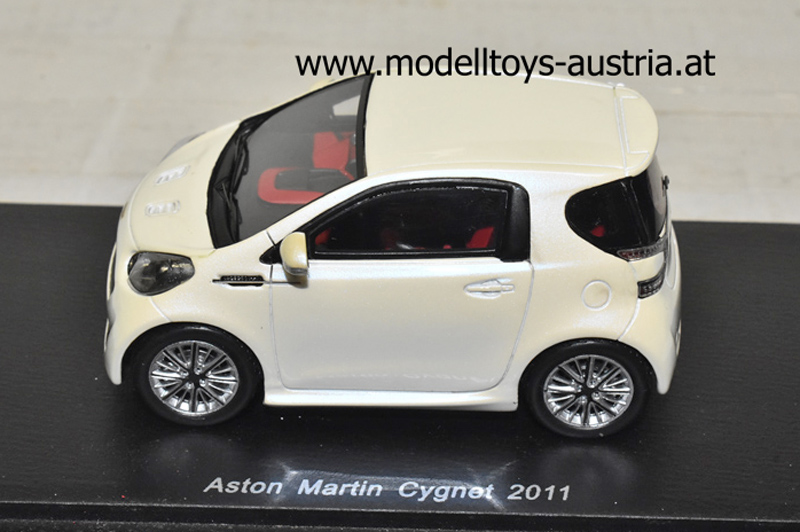 Aston Martin Cygnet 2011 Perl weiss metallik 1:43