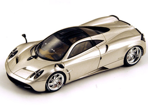 Pagani Huayra V12 2012 silbergrey metallik 1:43