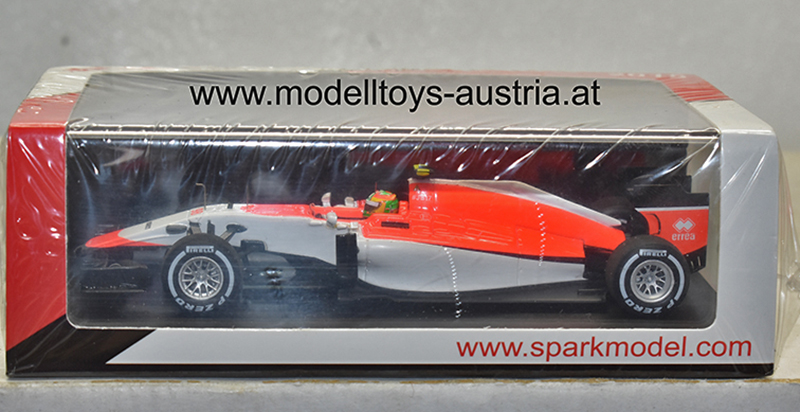 Marussia MR03B Manor Ferrari 2015 Roberto MERHI 1:43