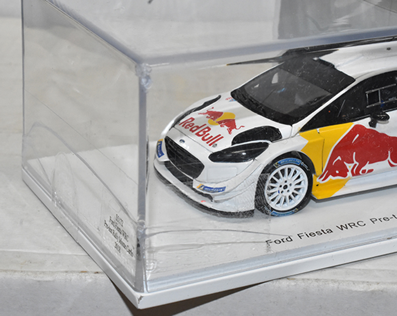 Ford Fiesta WRC Test Auto für 2018 OGIER / INGRASSIA Red Bull 1:43