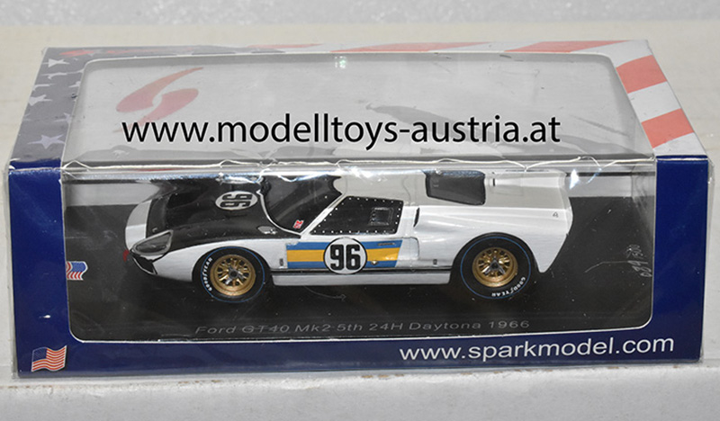 Ford GT40 Mk2 1966 Daytona C. Amon / B. McLaren 1:43