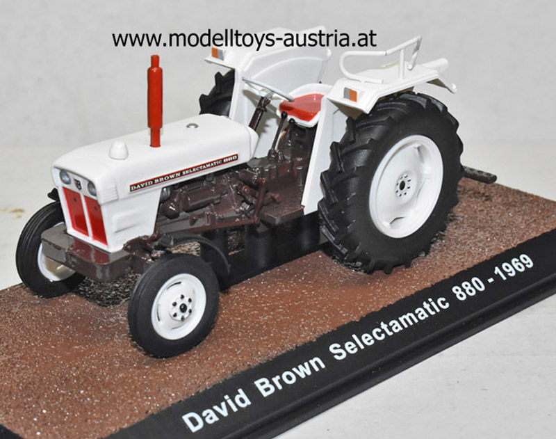 David Brown Selectamatic 880 1969 weiss 1:32
