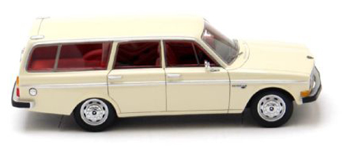 Volvo 145 Kombi Break 1971 weiss 1:43