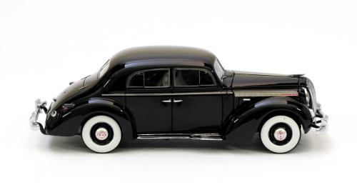 Opel Admiral Limousine 1938 schwarz 1:43