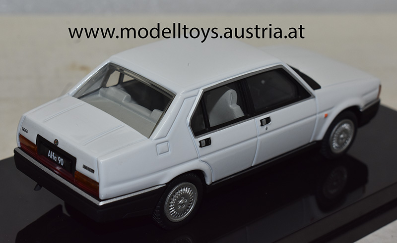 Alfa Romeo 90 Super 1986 weiss 1:43